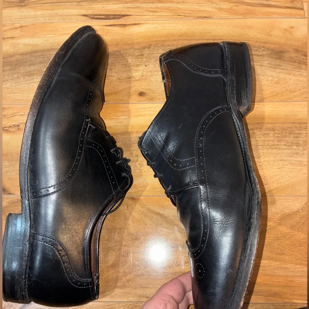 Allen Edmonds Kingswood Wingtip Leather Shoes, Made in USA- mens size 11.5